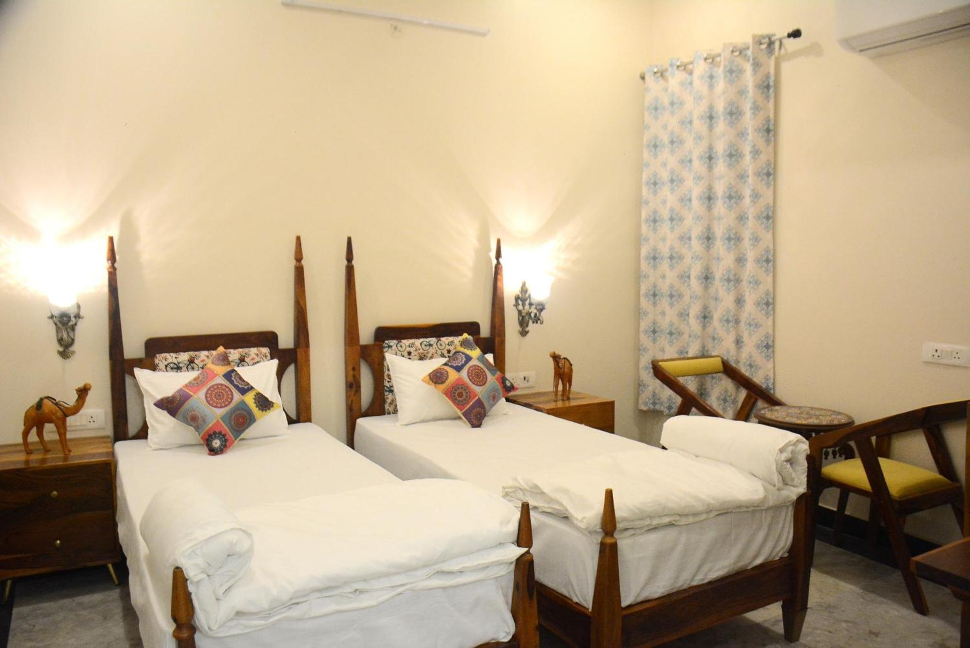 Gupta Vilas - A Boutique Homestay アーグラ エクステリア 写真
