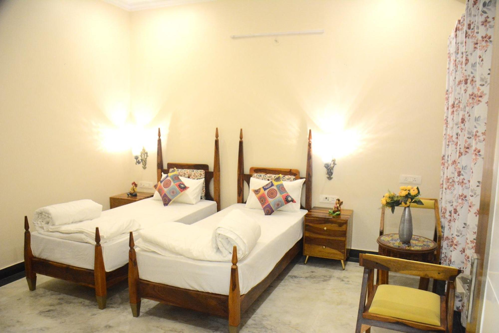 Gupta Vilas - A Boutique Homestay アーグラ エクステリア 写真