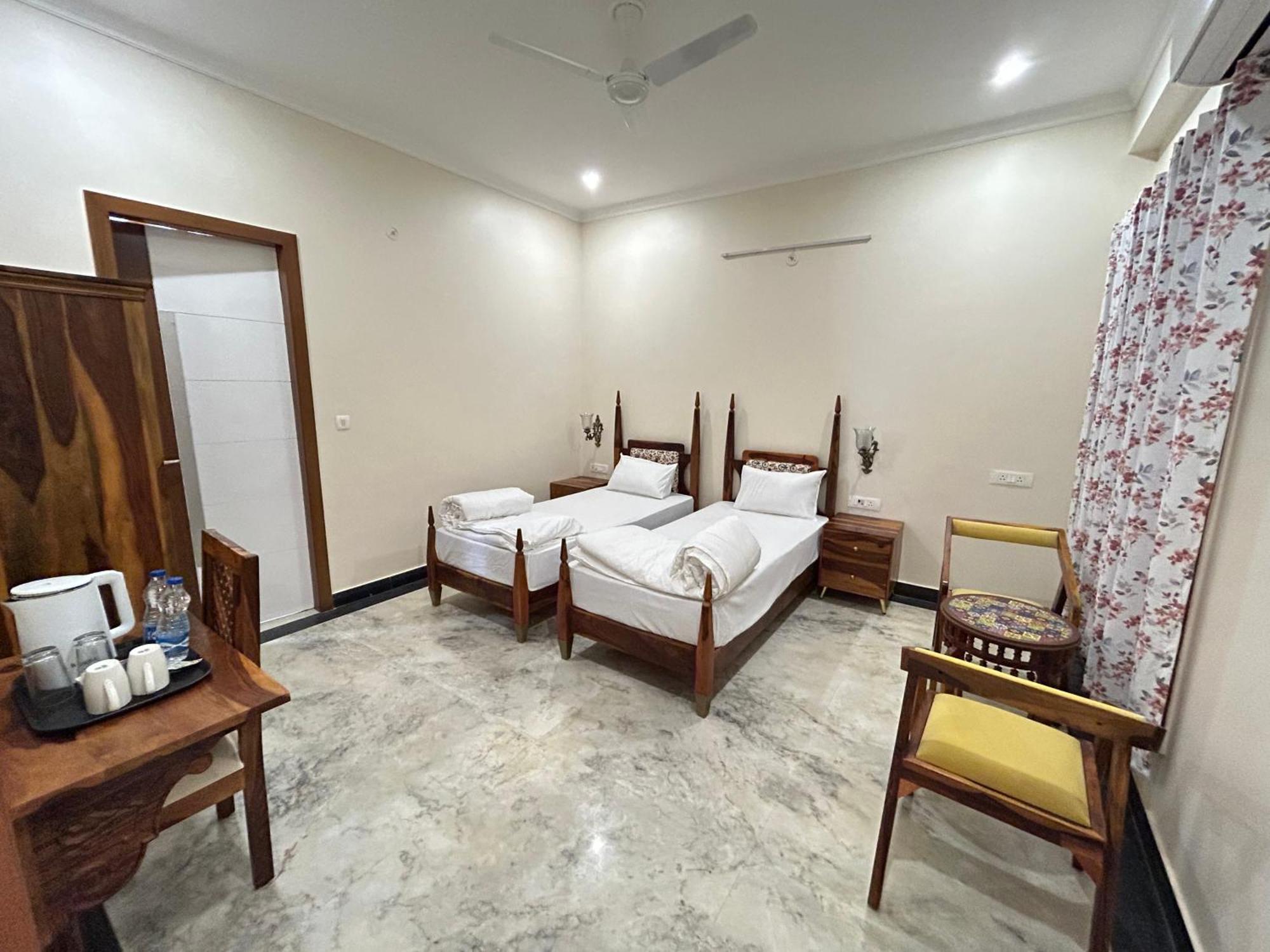 Gupta Vilas - A Boutique Homestay アーグラ エクステリア 写真